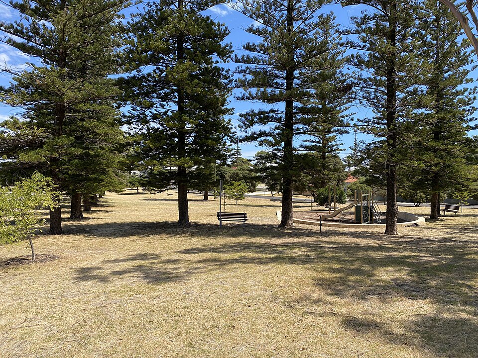 Evan Davies Reserve