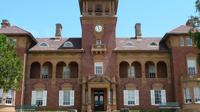 Thomas Walker Hospital