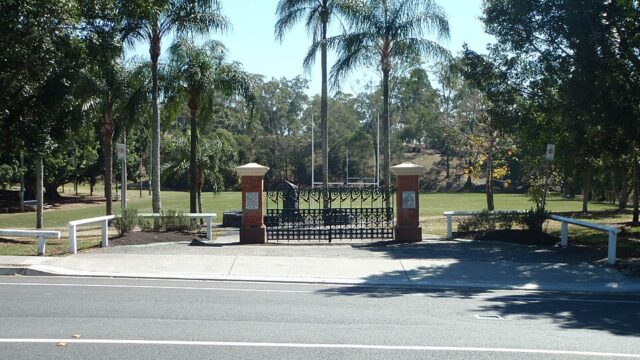 Toowong Memorial Park