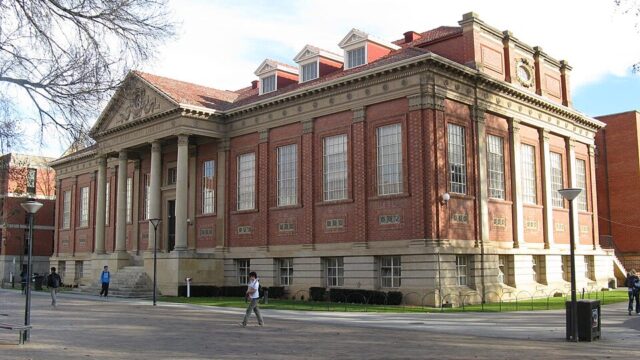 Barr Smith Library